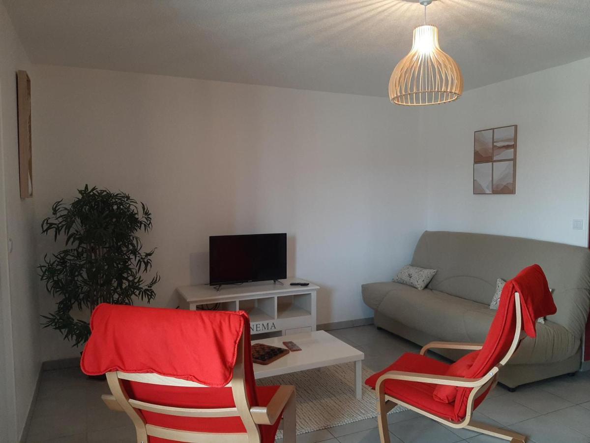 Appartement T2 Tout Confort Centre-Ville Vieux-Boucau Avec Parking Privatif Et Proche Des Plages - Fr-1-239-926 エクステリア 写真